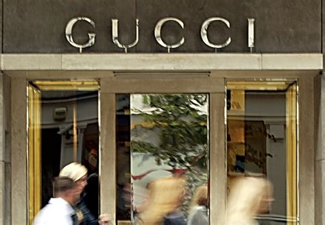 Il silenzio vergognoso dei politici sullo sconto fiscale a Gucci